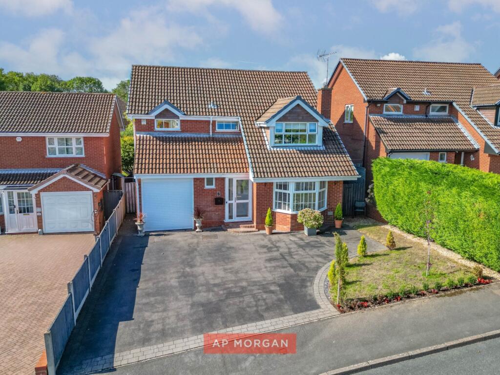 Main image of property: Newport Close, Walkwood, Redditch, Worcestershire, B97