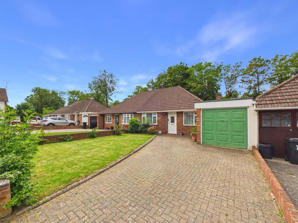 Main image of property: Flaxman Close, Earley, RG6