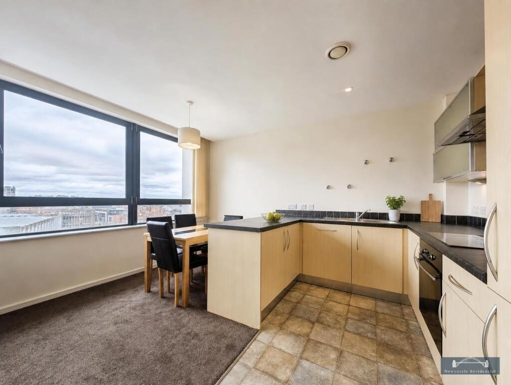 Apartment in Newcastle upon Tyne - View 3