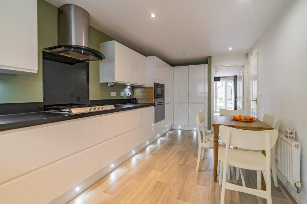 House in Oldham - View 2