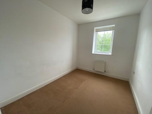 Apartment in Wigan - More