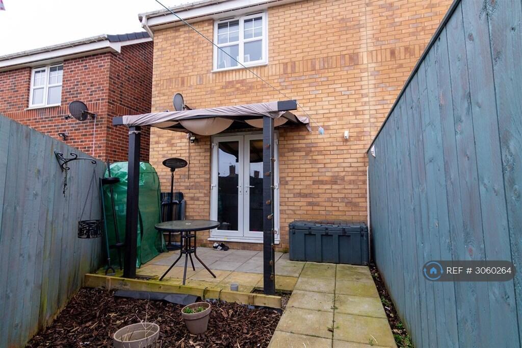 Property photo 11