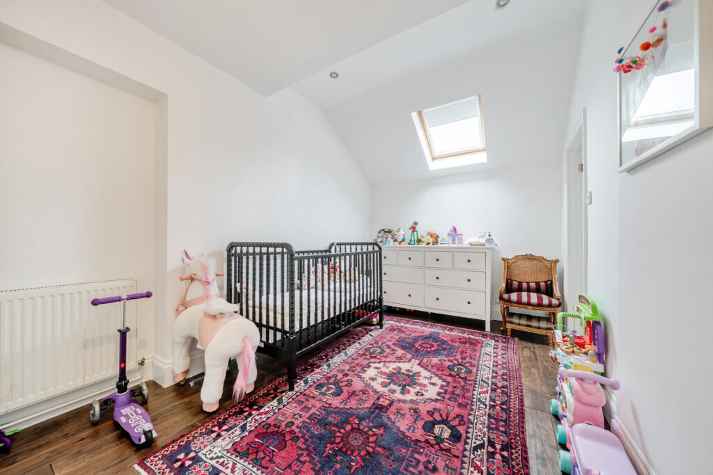 House in Dartford, Wilmington - More