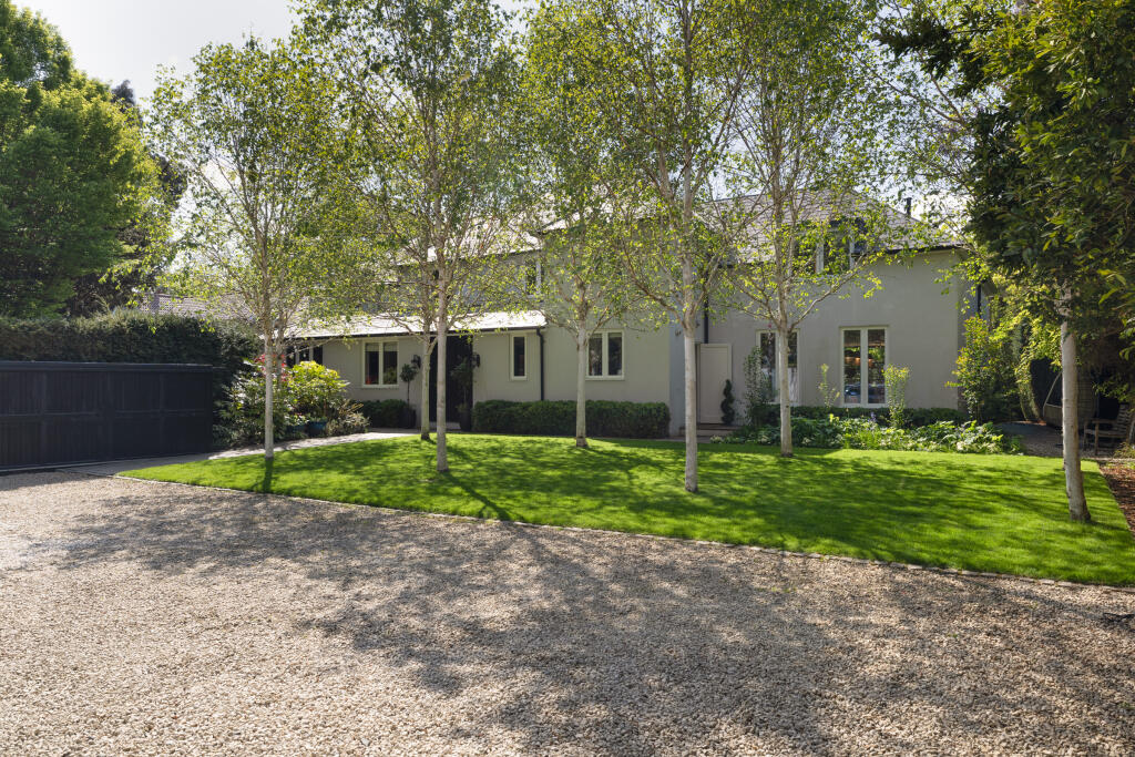 Main image of property: Ham Farm road, Richmond, London, TW10