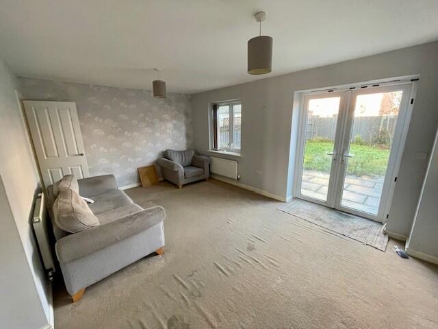 11 Redwing Close, Stanway, Colchester, Essex CO3 8AL photo 2