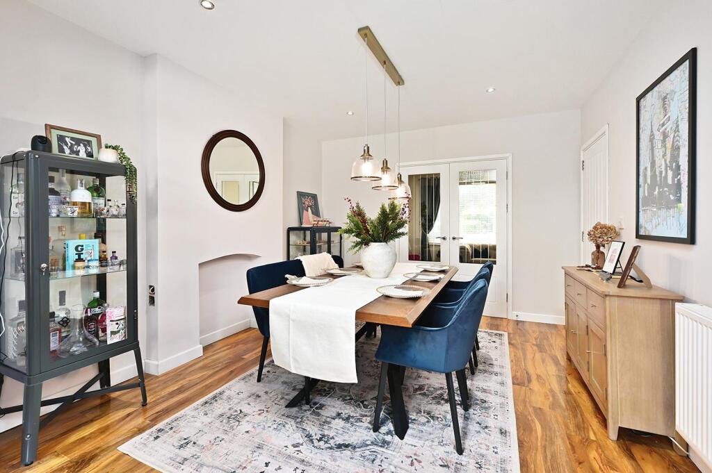 House in Basingstoke and Deane, Basingstoke - More