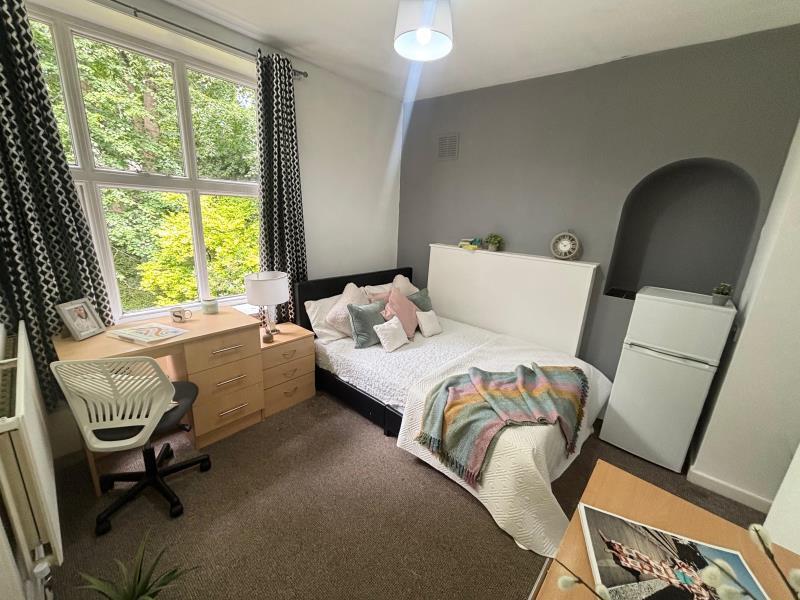 Main image of property: Room 10 Rosehurst 