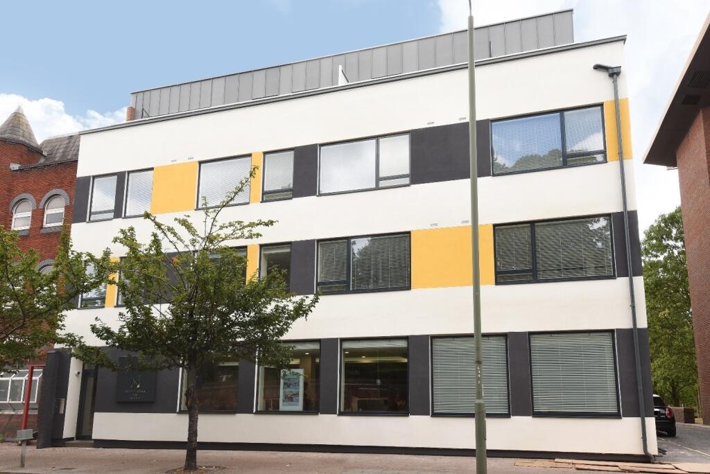Apartment in London, Bromley Park, Plaistow - More