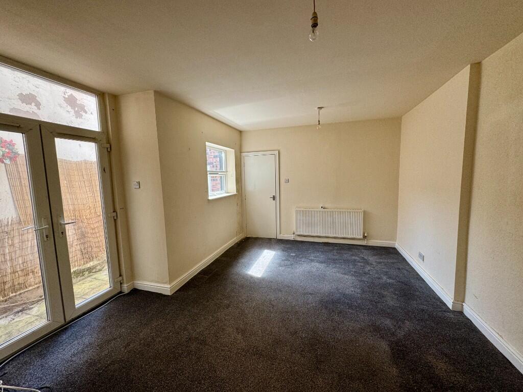 9, Hill Street, Blackpool, Lancashire, FY4 photo 2