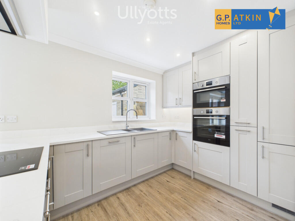House in Driffield, East Riding of Yorkshire - View 2