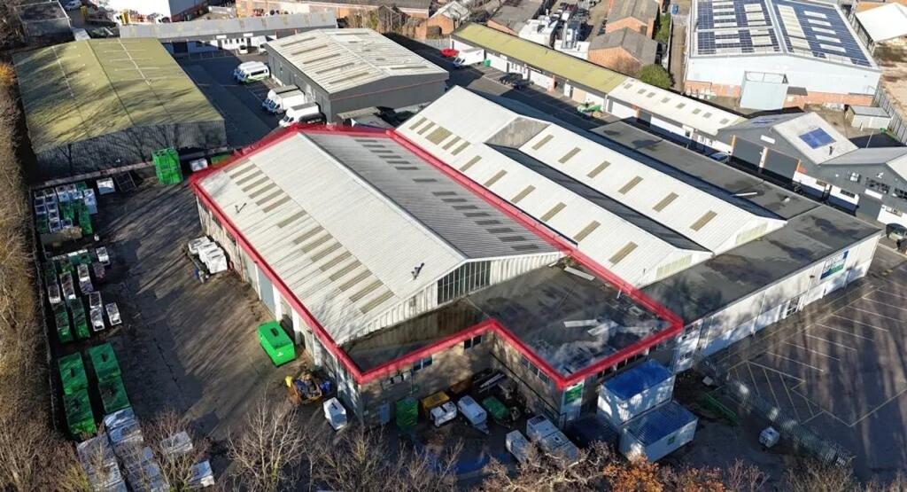 Main image of property: Unit A1 Vale Industrial Estate, Tolpits Lane, Watford, WD18 9QP