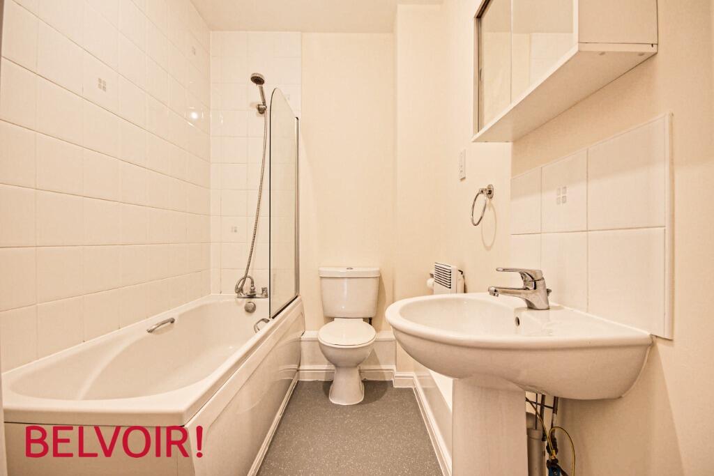 Apartment in Gloucester - More