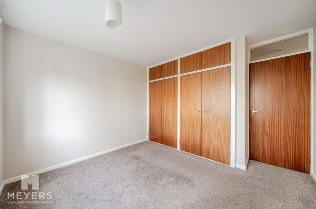 Apartment in Dorchester, Dorset - View 5