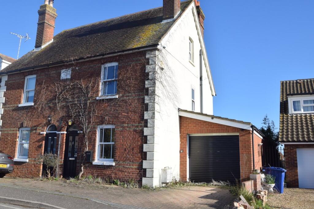 Main image of property: Forge Lane, Upchurch, Sittingbourne, ME9