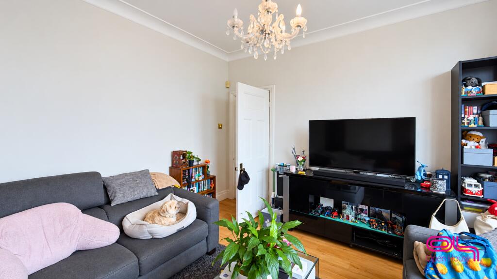 House in Bolton, Heaton - View 4