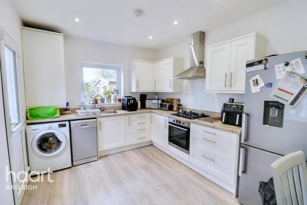 Great Wheatley Road, Rayleigh photo 3