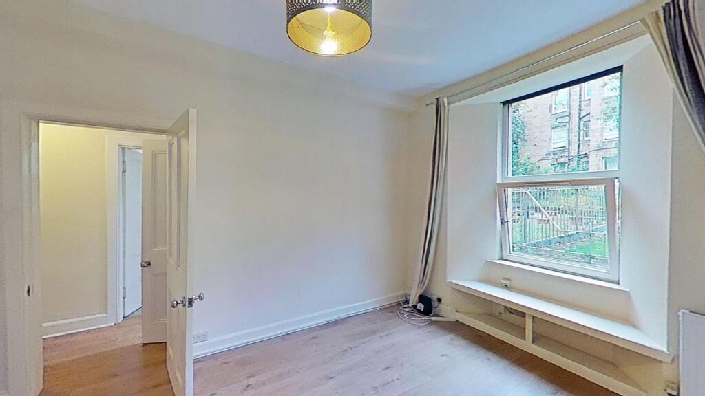 Apartment in Edinburgh - View 3