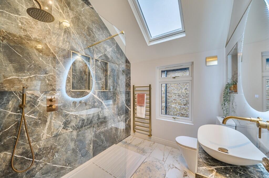 Main image of property: Thornlaw Road, London, SE27