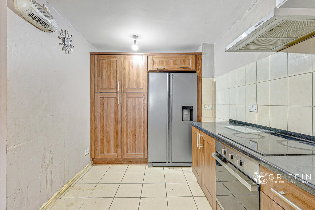 Pageant Close, Tilbury, RM18 photo 3