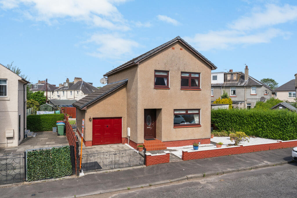 Main image of property: 17 George Street, Grangemouth, FK3
