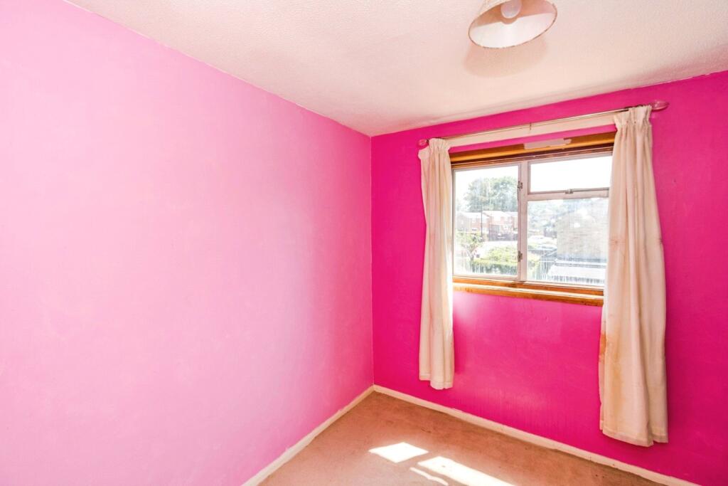 House in Romsey, Halterworth - More
