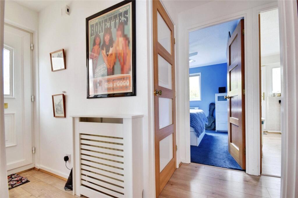 House in Tonbridge - More