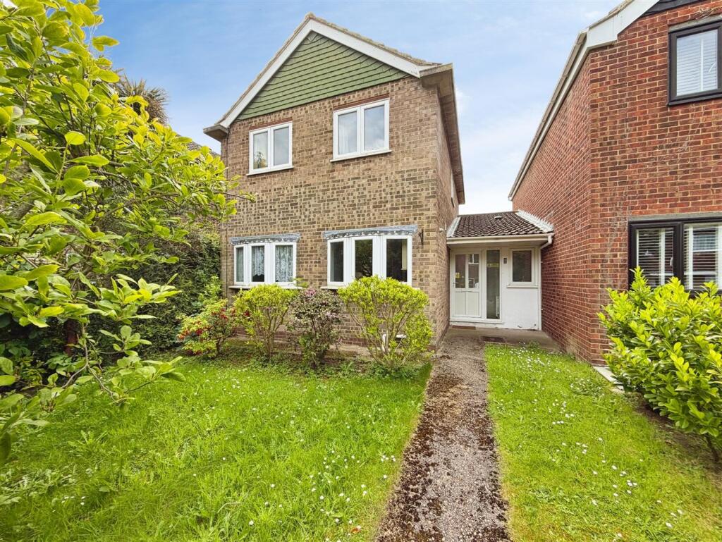 Main image of property: Smarden Walk, Rainham, Gillingham