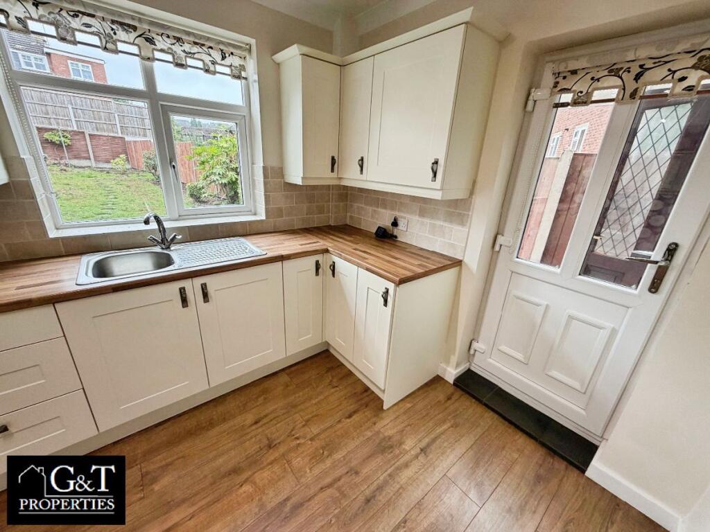 House in Dudley - View 5