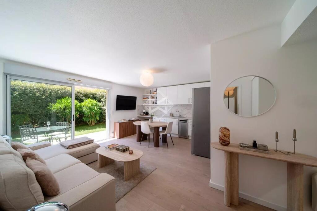 Main image of property: Provence-Alps-Cote d`Azur, Alpes-Maritimes, Valbonne