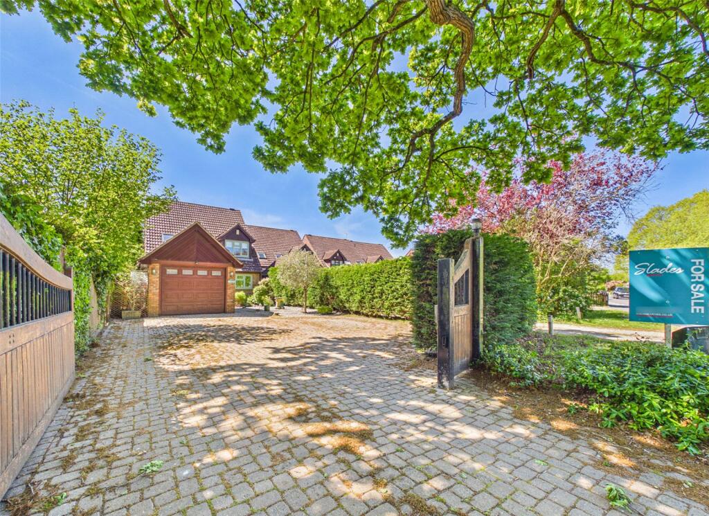 Main image of property: Ringwood Road, Bransgore, Christchurch, BH23