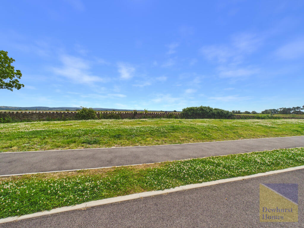 House in Ribble Valley, Longridge - View 2
