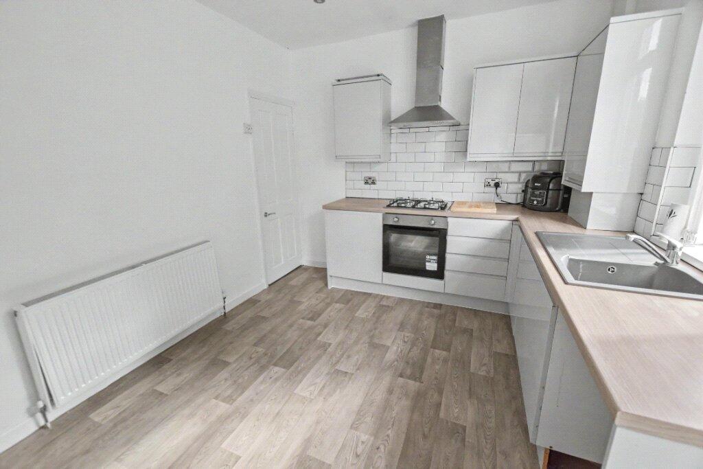 House in Leeds, West Yorkshire - View 5