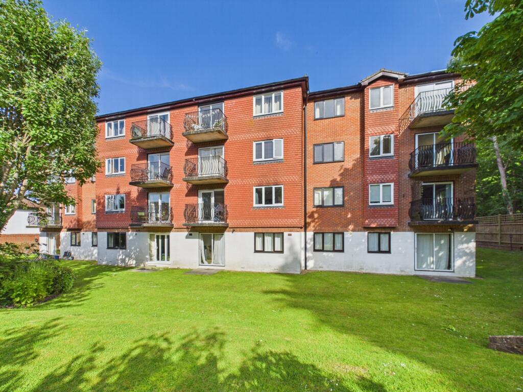 Main image of property: Great Heathmead, Haywards Heath, RH16