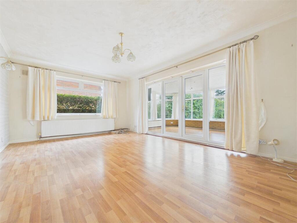 Lower Penkridge Road, Acton Trussell, Stafford photo 2