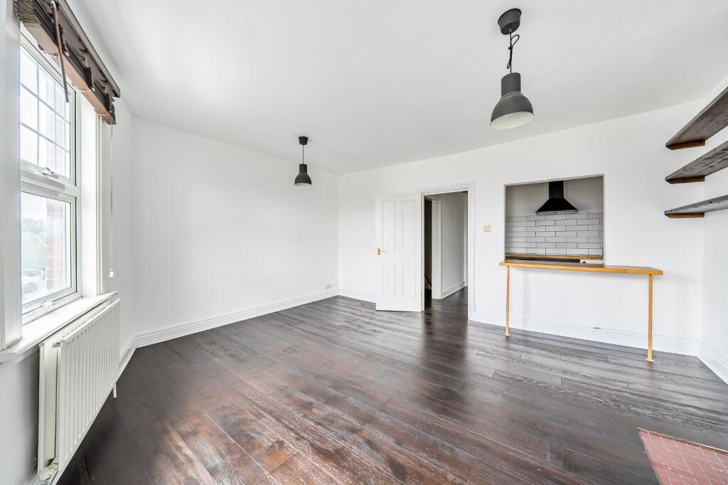 Apartment in London, Upper Clapton, Stamford Hill - View 3