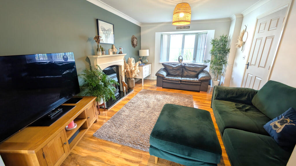 House in Plymouth - View 4