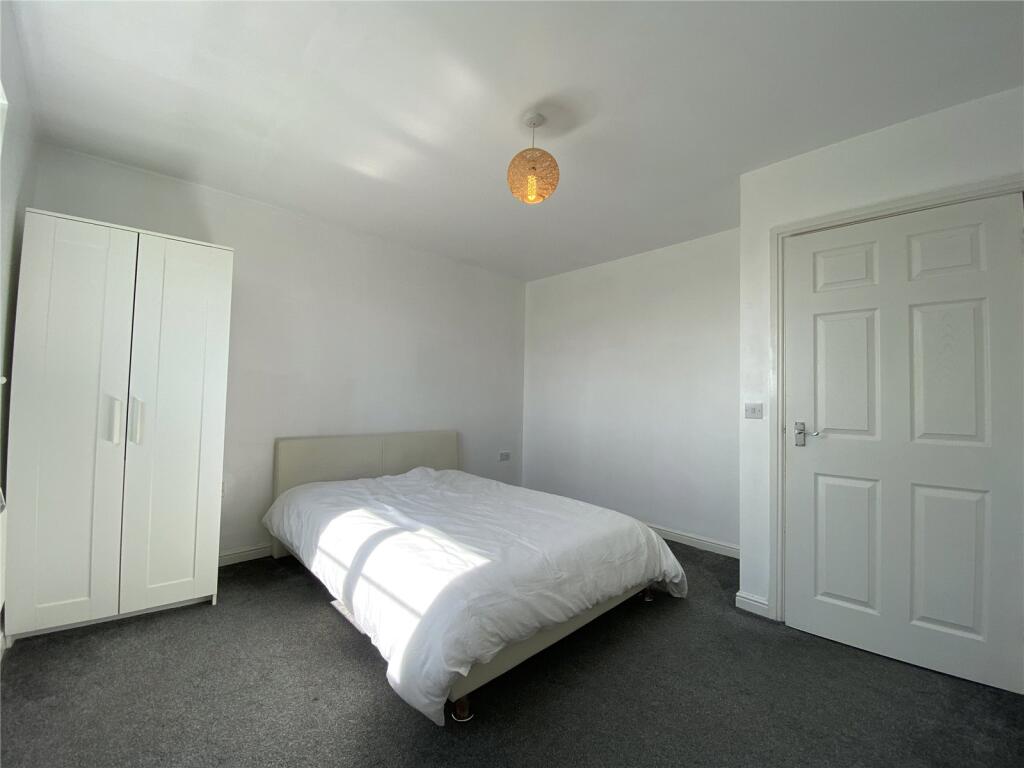 Medway Court, St. Helens, Merseyside, WA9 photo 3