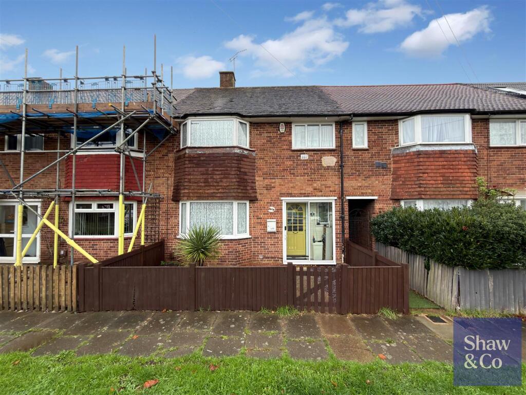 3-bed terraced on Sparrow Farm Drive, Feltham, £460,000