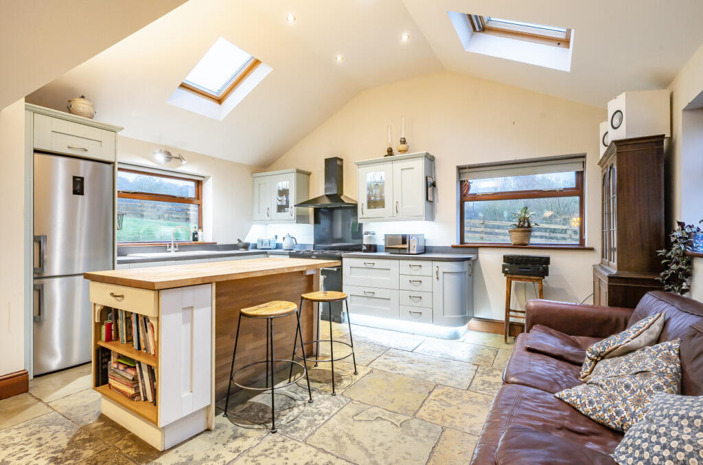 House in Cardiff, Llwydcoed - View 5