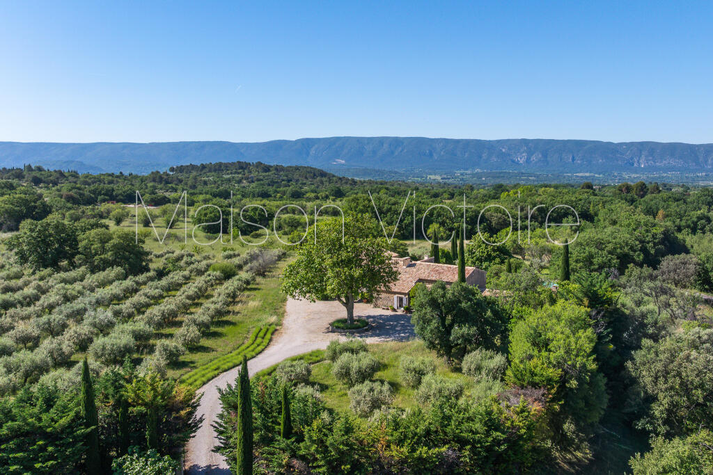 Main image of property: Provence-Alps-Cote d`Azur, Vaucluse, Gordes