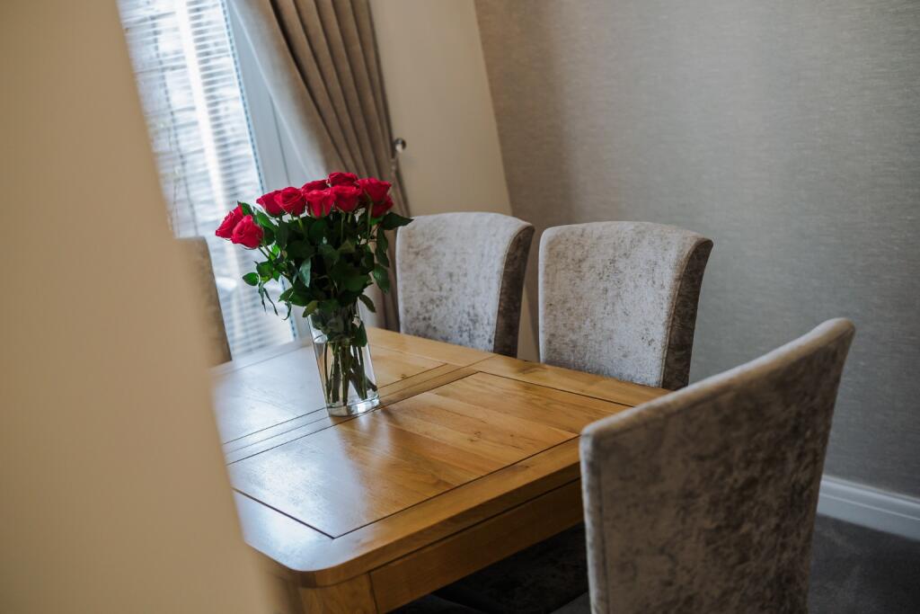 Westhay Crescent, Birchwood, Warrington, WA3 photo 4