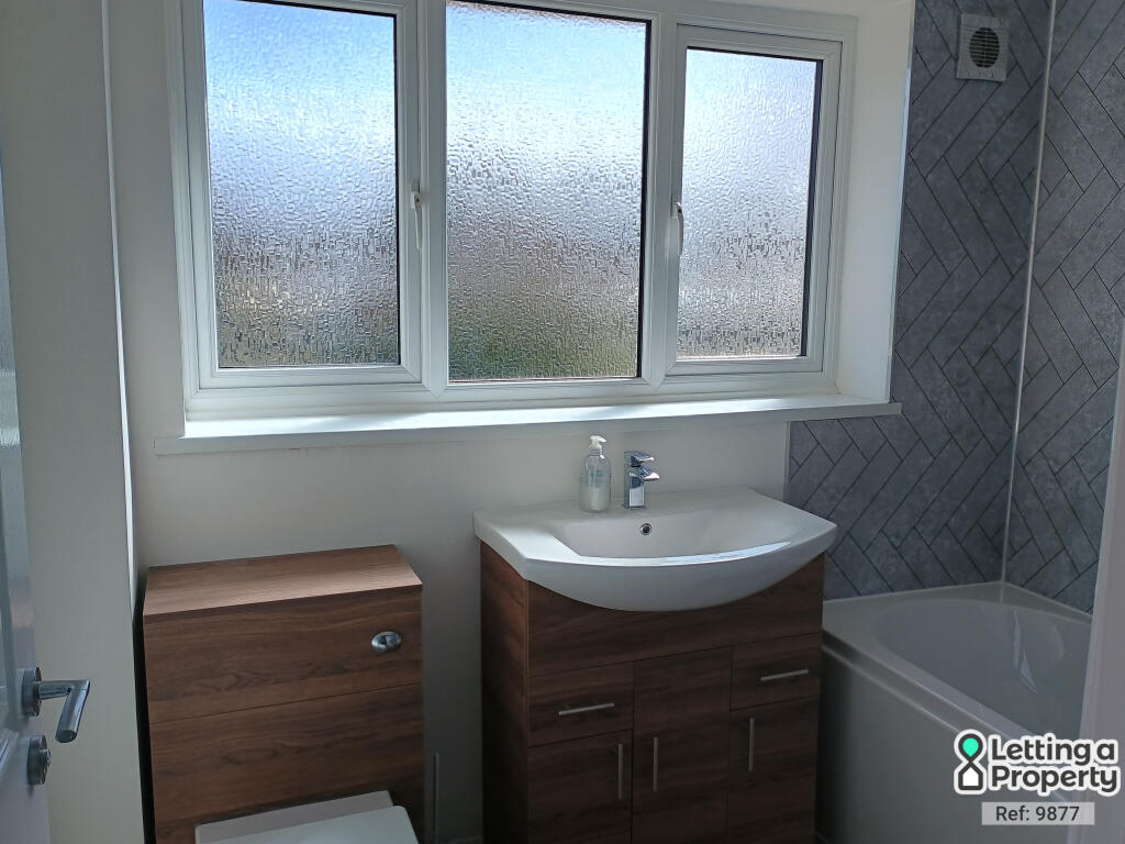 Additional image 15 of Longleat Drive, Cheswick Green, Solihull, West Midlands, B90 4SN