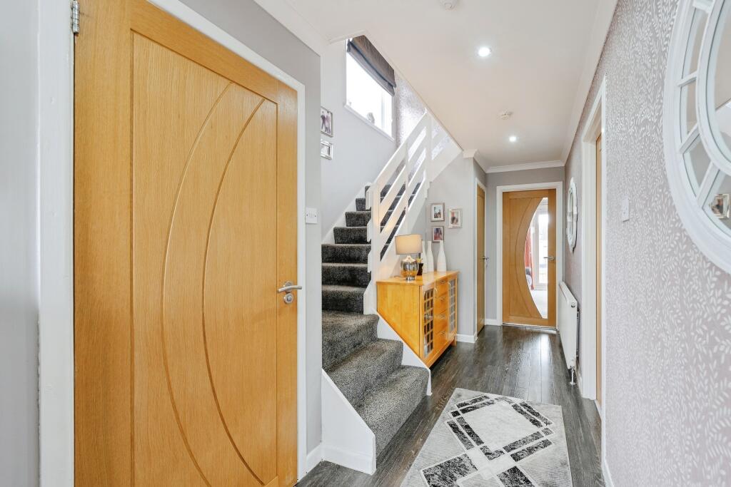 House in Hamilton, Barncluith, Silvertonhill - View 4
