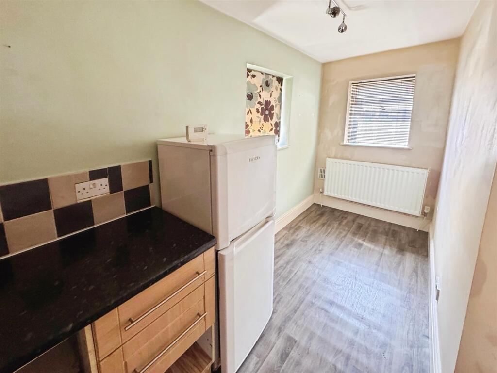 House in Bradford, West Yorkshire - View 5