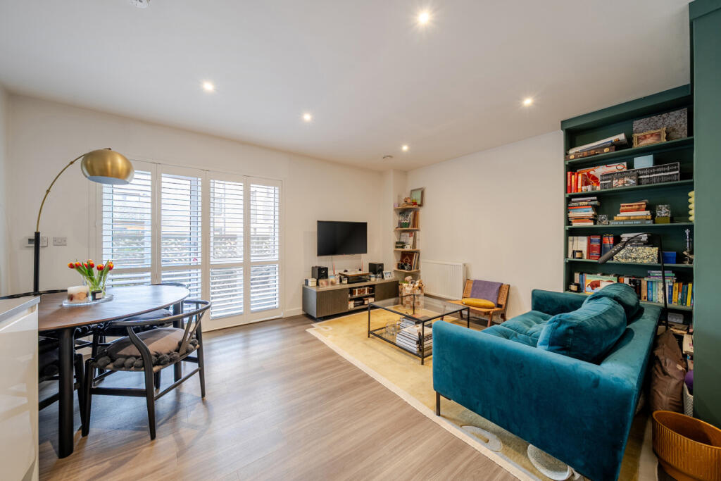 Main image of property: Horsnell Close, London