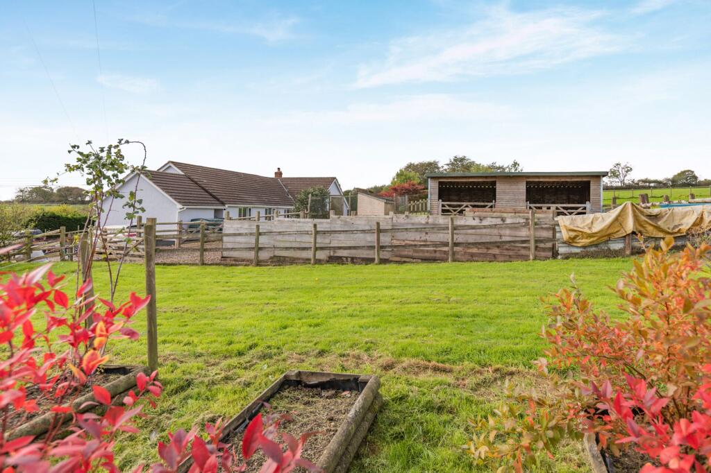 House in Exeter - View 3