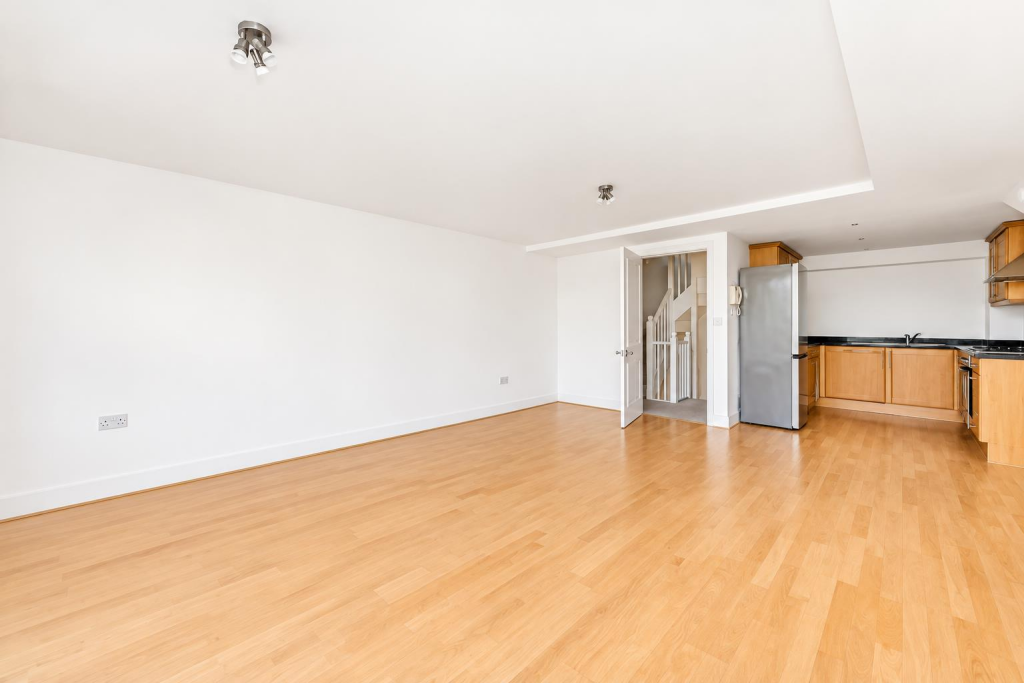 House in London, Mortlake - View 3