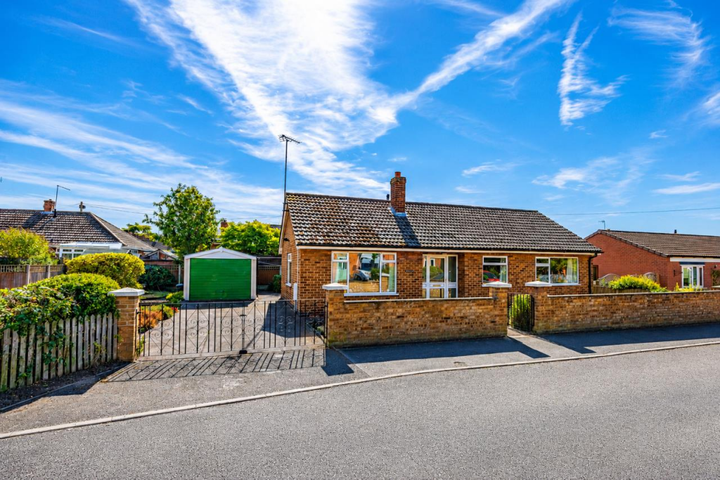 Main image of property: Tippings Lane, Farnsfield
