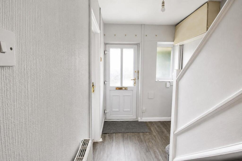 5 bedroom terraced house for rent