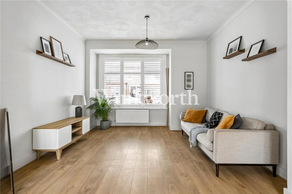 House in London - View 5